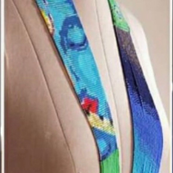 Gorgeous Show stopper handmade glass bead necklace - Picture 5 of 6